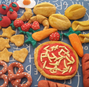 Lebensmittel aus Salzteig